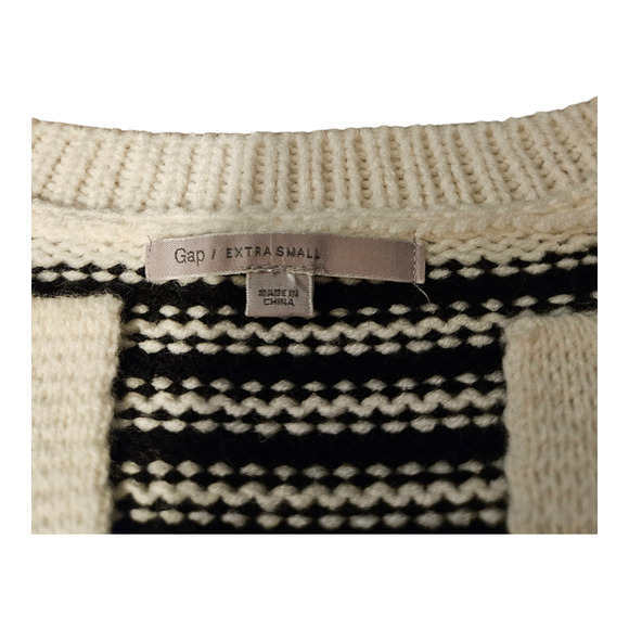 Gap XS Black and White Striped Knit Long Sleeve Pullover Sweater - Picture 2 of 8